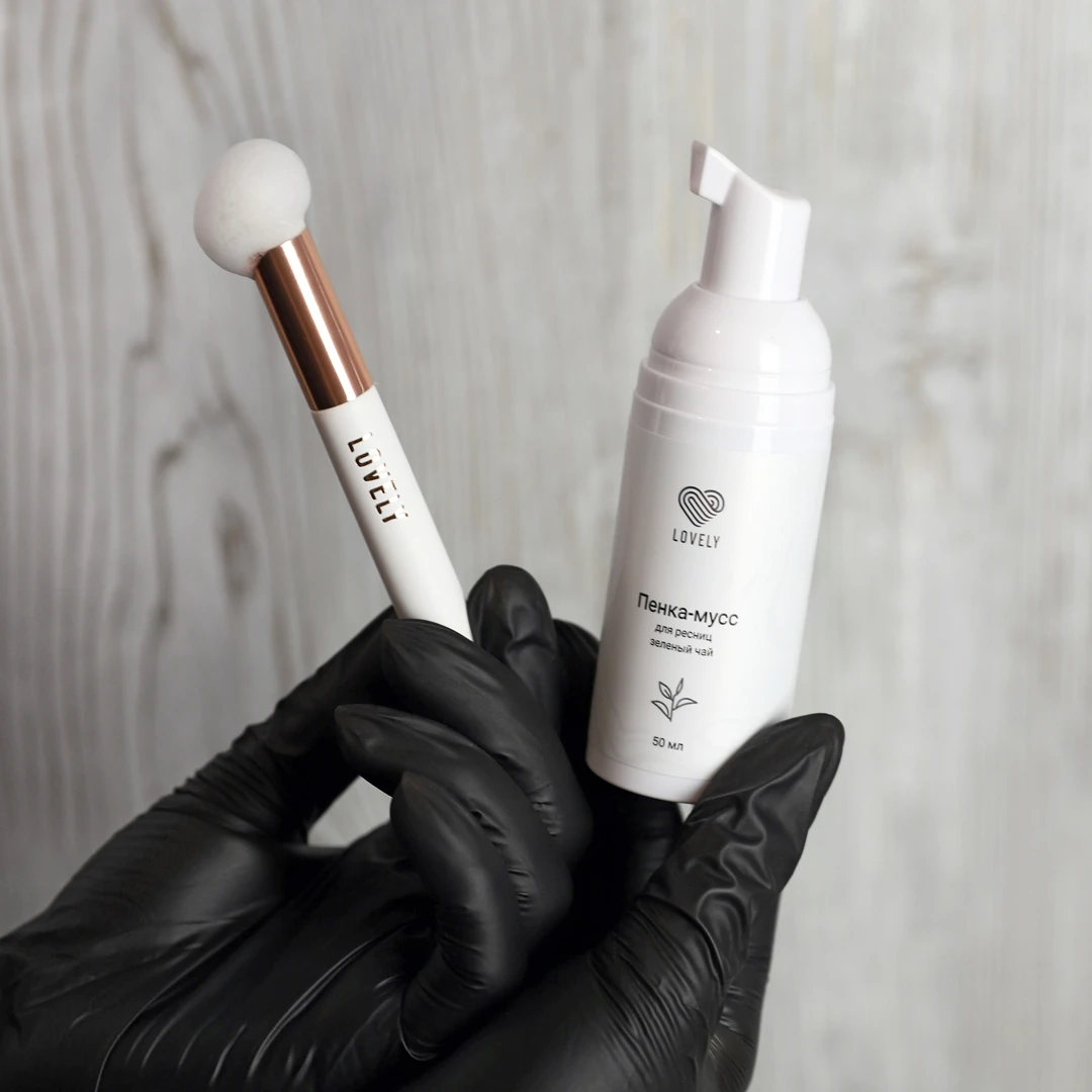 Lovely EyeKirpik Cleansing fırça - 4